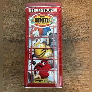 Sealed 2002 M&M English Telephone Booth Tin